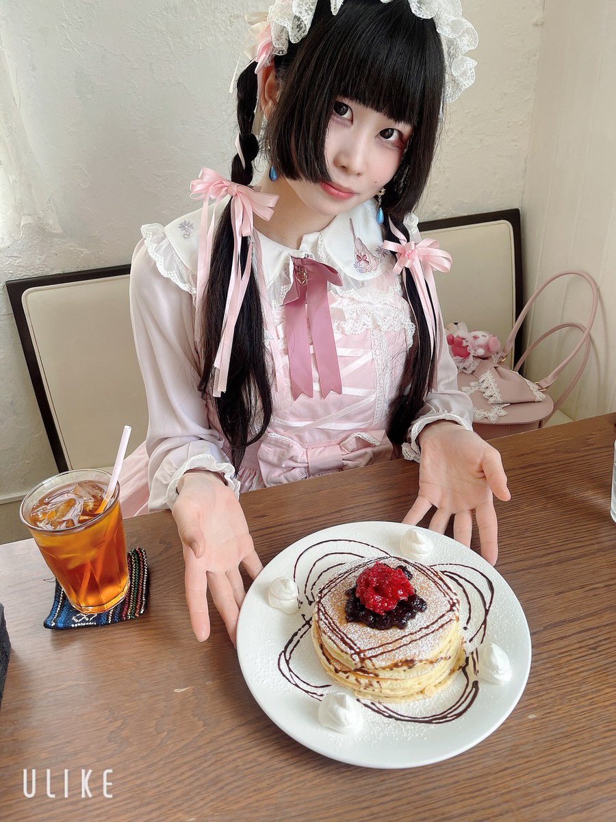 コスモス綺麗だった！
パンケーキ美味しかった🥞😋