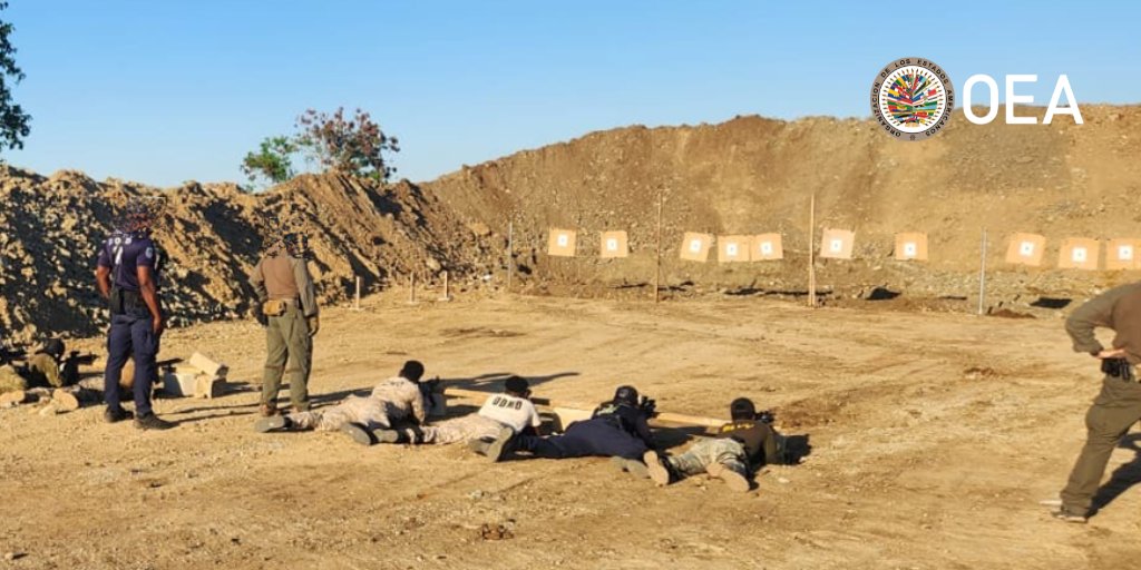 H-TAC inició su primer ciclo de entrenamiento táctico (3 semanas) con 30 oficiales de la HNP e instructores nacionales e internacionales. Con énfasis en CQB y operaciones urbanas, fortalece la capacidad operativa y la apropiación de <a href="/pnh_officiel/">PNH</a>.