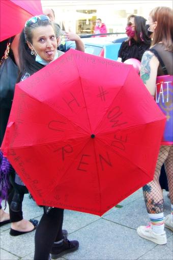 Lady Johanna D. Hamburg tweet media