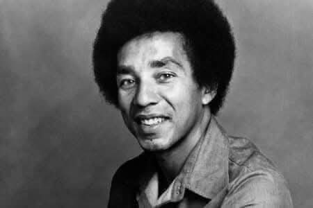Lizzs_Lockeroom's tweet image. Happy 86th Birthday to one of the greatest songwriters of all time.. Smokey Robinson! 🎉🎂🎈🎶 #Motown #Legend