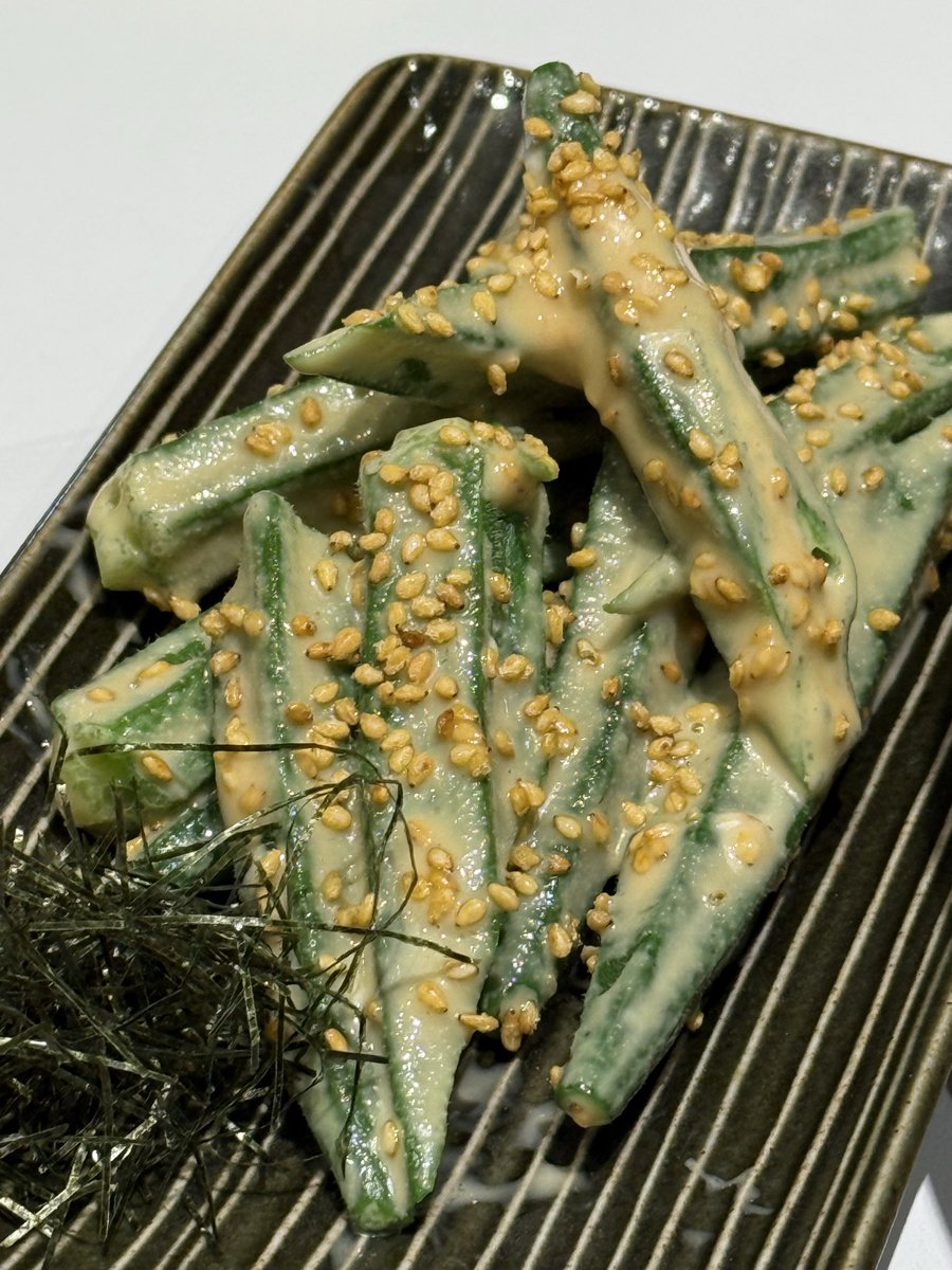 Kseniya Larico ⦿ tweet media