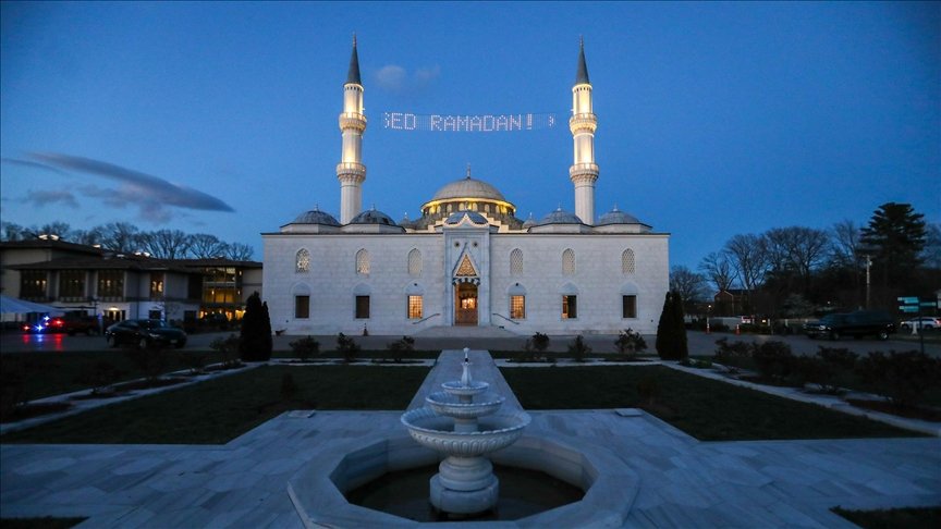 ABD'de Ramazan ve Kurban bayramlarını Müslümanlar için resmi tatil kabul eden ilk eyalet Washington'da ramazan ayı da resmen tanındı.