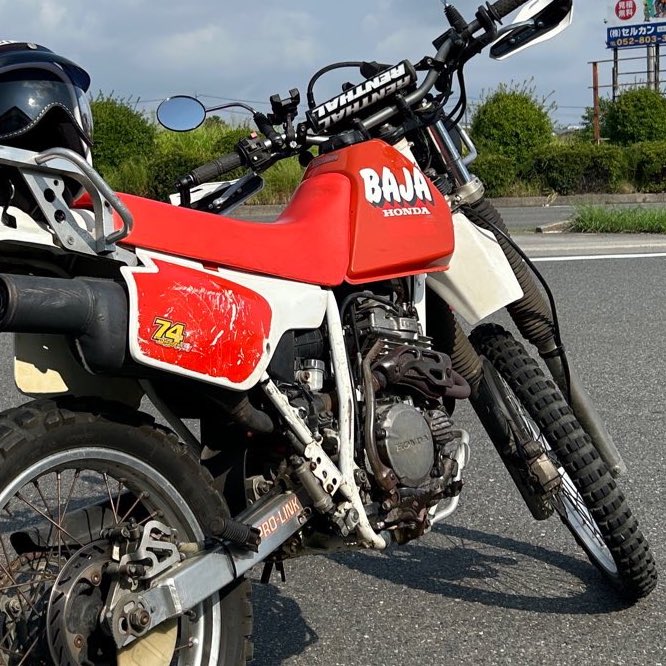 XLR250のRFVCエンジンは名機！ この弾けるような加速は各種規制で