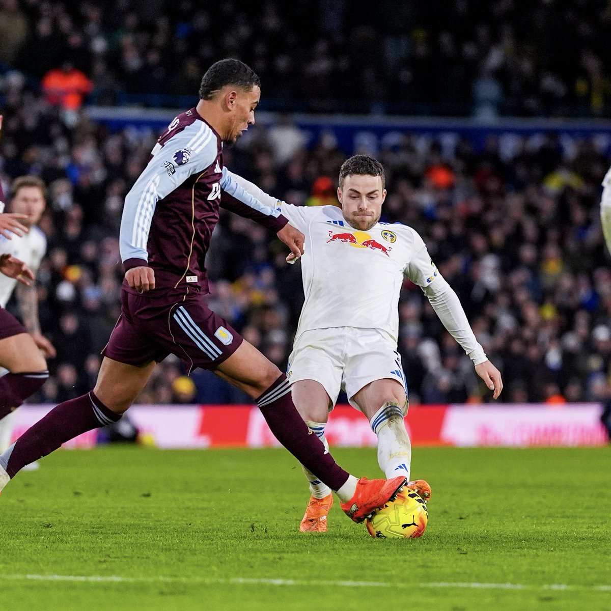 Leeds United tweet media