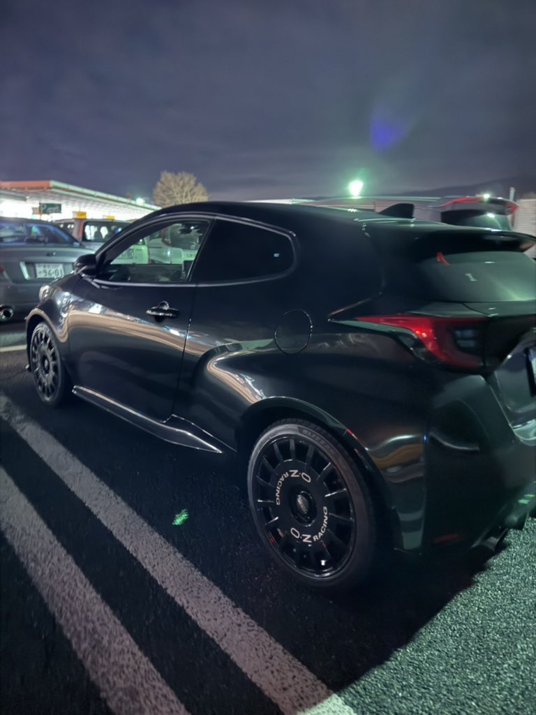 puff_cbblue's tweet image. 足柄
駐車場🅿️バトル

トラック🚚が多くなって
きてるから

休憩
済んだら
0:00めざして
割引🈹ゲットして
かえります♪🦑