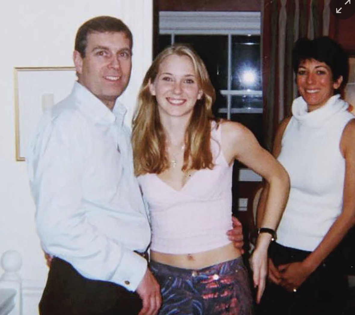 jkbjournalist's tweet image. Prince Andrew's Arrest 
Never in a million years did I fathom this when I resurrected the Epstein story in 2018. 
 open.substack.com/pub/jkbjournal…