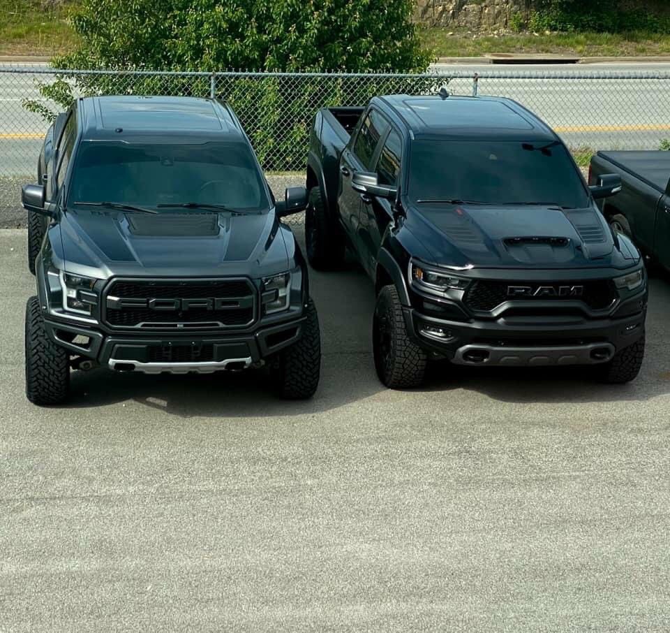 We cousins 🧛🏾‍♂️ 😌