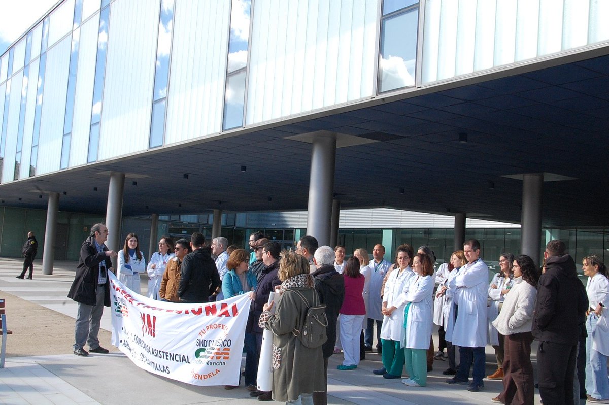 Frente de Obreros en Lucha tweet media