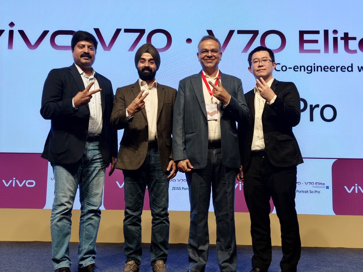 AimraIndia's tweet photo. A proud moment for the Indian retail fraternity at the National launch! 🇮🇳 @AimraIndia Chairman Mr. @LakhyaniKailash unveil the all-new #vivov70 & #V70Elite from the main stage in Delhi today. 🚀

​As The No. 1 Consumers trusted Brand in India, @Vivo_India has always been a Mainline Retailers friendly brand available across india. 🤝 Why wait? Head to your nearest store today for live demo's for touch and feel, and experience the power of the ZEISS camera and 6,500mAh battery for yourself! 🔋📸
​
#VivoV70Series #VivoV70 #VivoV70Elite #NationalLaunch #AIMRA #KailashLakhyani #No1TrustedBrand #MainlineRetail #TouchAndFeel #VivoIndia #SmartphoneLaunch #MakeInIndia

@arvinderkhurana @np0509