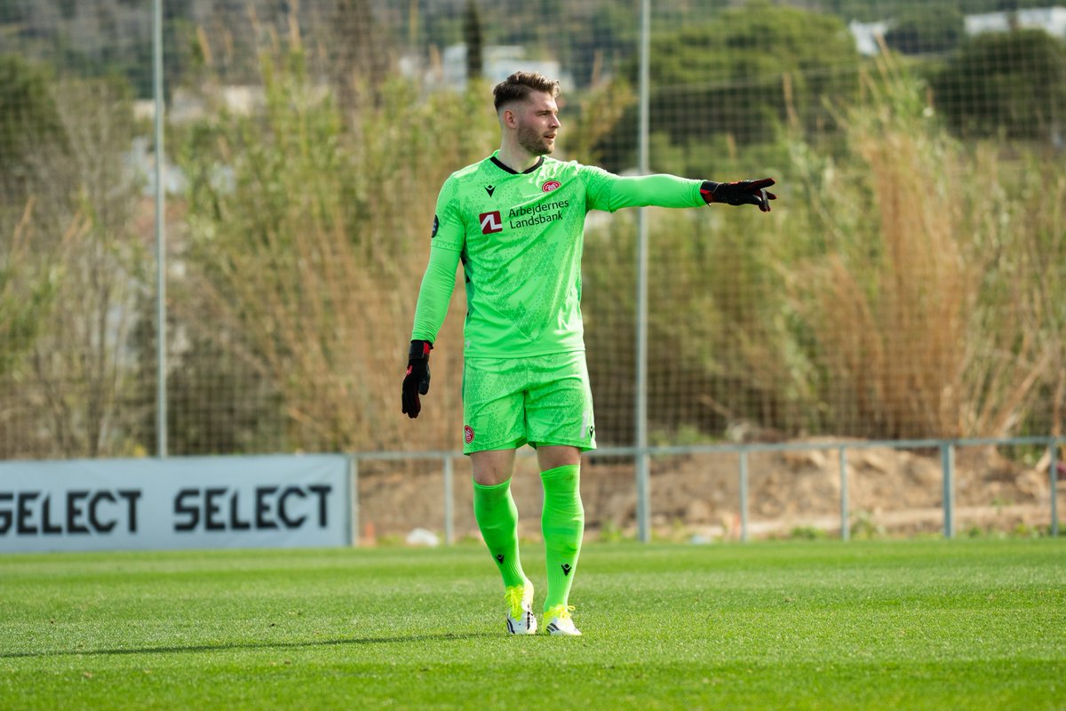 Ripodsten tweet media