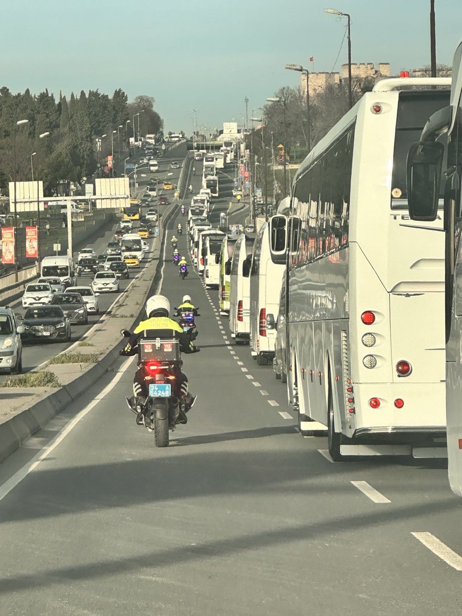 Defend Ultras tweet media