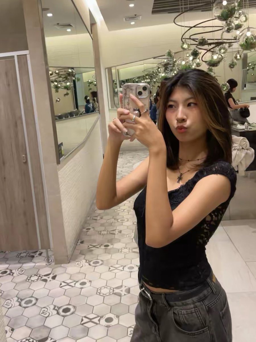 The art &amp; artist 💋#talkjustimg