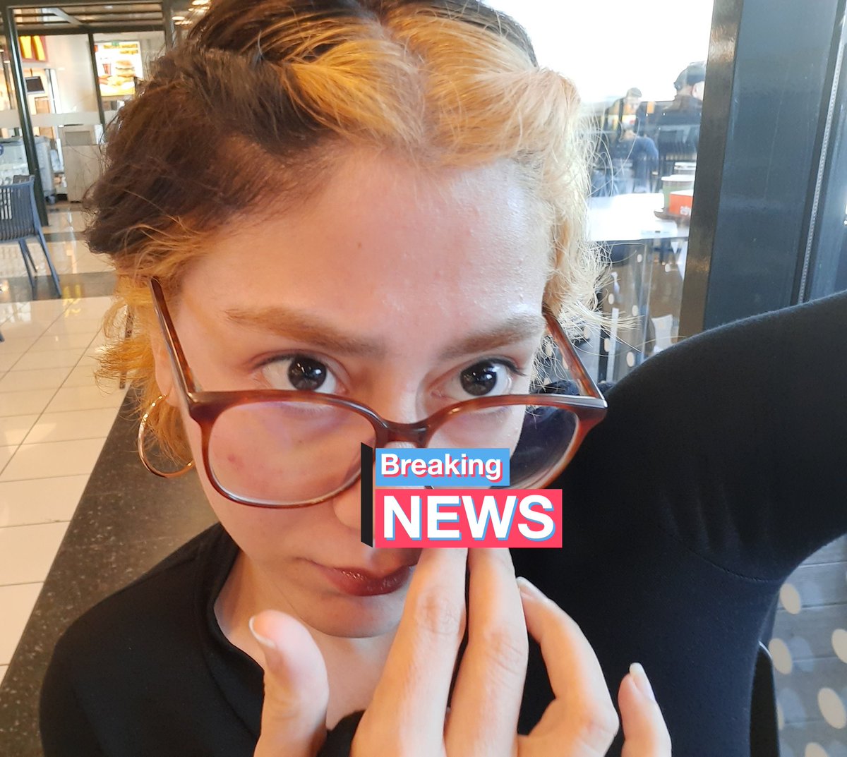 is gorusmesi olumsuz gecti para kazanamayinca sinirimden para harcamak icin yemek katina ciktim