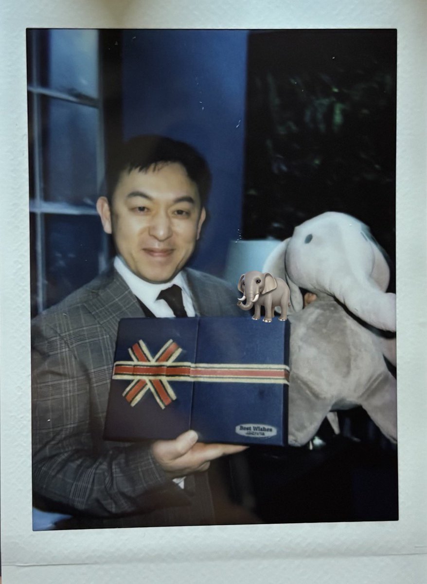 여러분 저 됐어요!!!!!!
대수 폴라 수령자 됐어요!!!!!!!

#구경_좀_할래_내_폴라
#구경_좀_할래_대수_폴라 
#마이클이_대수인_폴라
#혜화로운_대수폴라