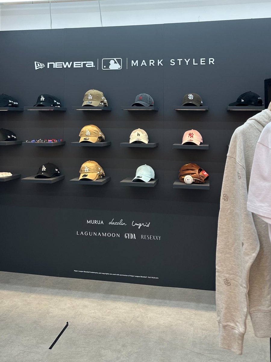 wakana_nii's tweet photo. #markstyler ss展示会⁺◟ 🎀
好きなブランドのお洋服みて
今年の春夏に向けて選んで楽しかった✨
よし春に向けて頑張ろう☝🏻
#CALNAMUR #MOUSSY #newera #RESEXXY https://t.co/OlZA1zyT1j