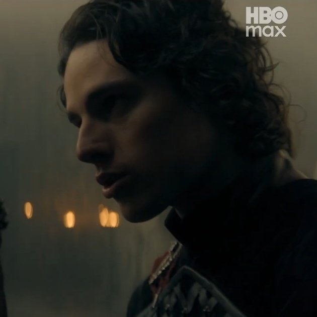 yatouroo's tweet image. when youre a pretty dark haired heir to the iron throne, they kill you