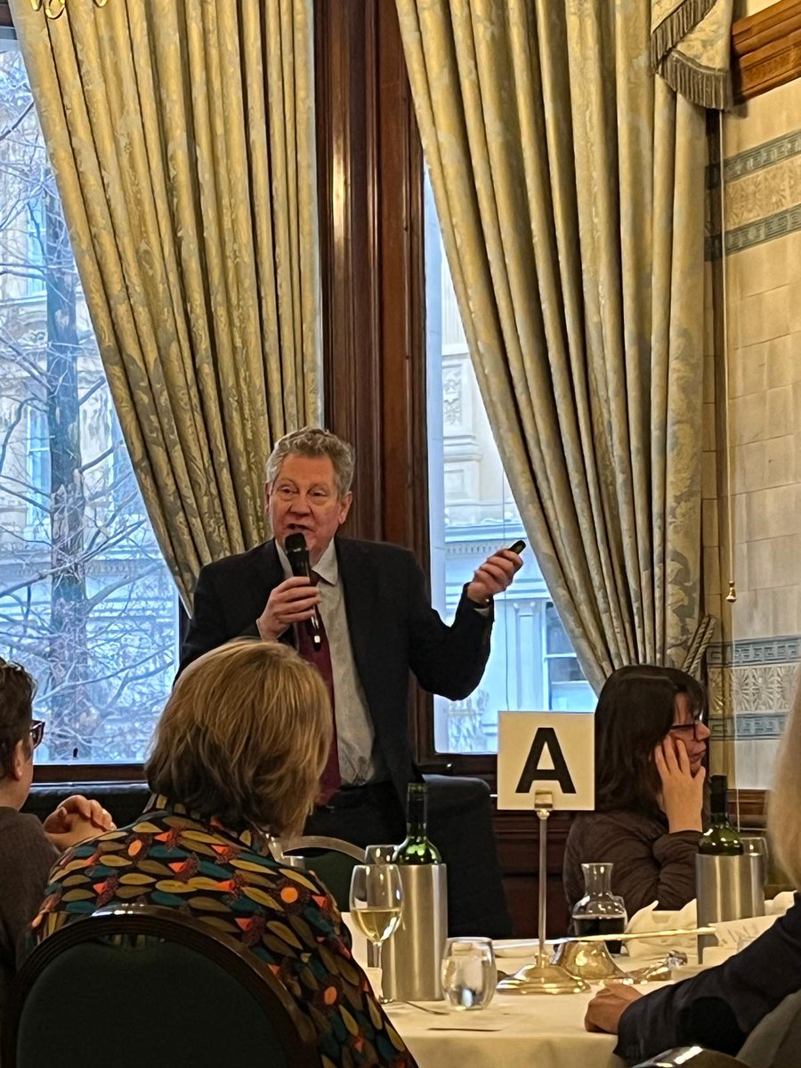 lucyjpop's tweet image. Delighted to have invited @andrewlownie to talk about  #Entitled at the @AuthorsClub, esp given the arrest of Andrew MB today. He's a terrific speaker and what perfect timing. Buy his book and check out our events here: authorsclub.co.uk/events/ (I'm looking at his slides!)