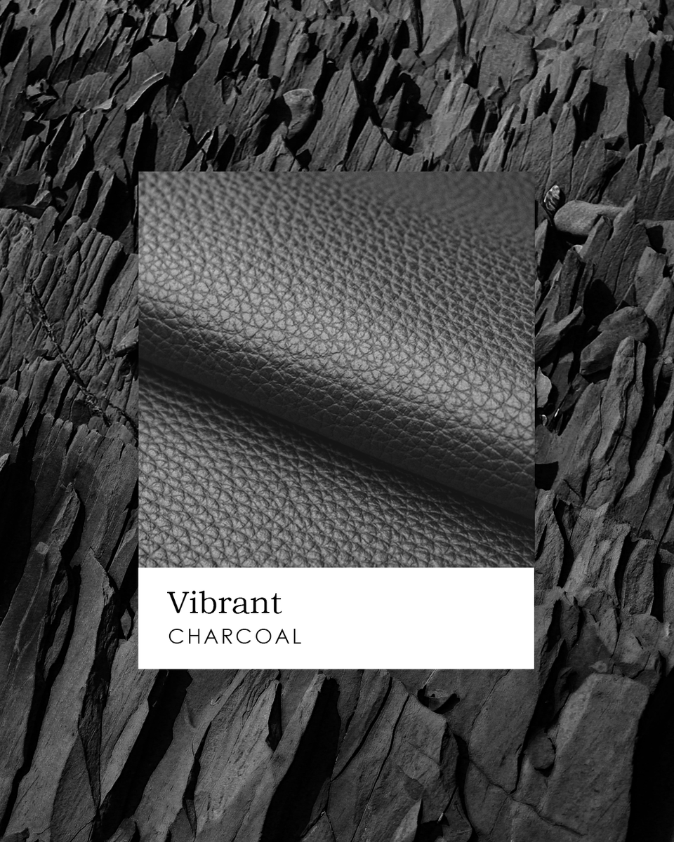Featured article: “Vibrant”, color Charcoal.

magnusleather.com/portfolio/vibr…

#MagnusLeather #leathercompany #leather