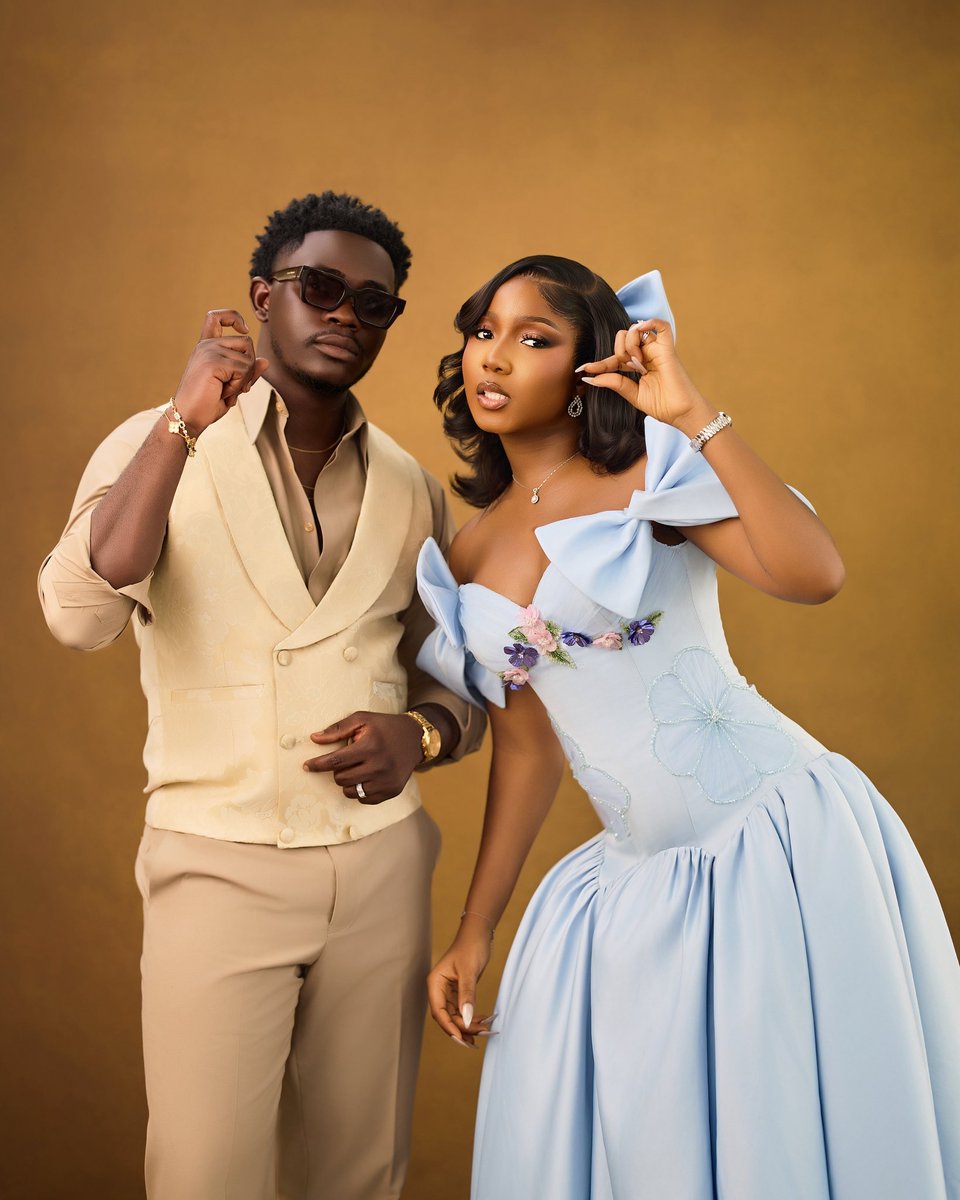 simisanya's tweet photo. My type always and forever 
Mr and Mrs Dapson to you all ❤️🥺 https://t.co/p9OdI0393a