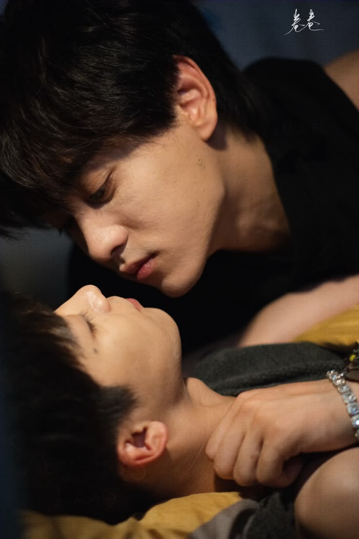Chapter 14 is up! (Sorry for the delay)
Last chapter for a while! 
Do check my recent post!
