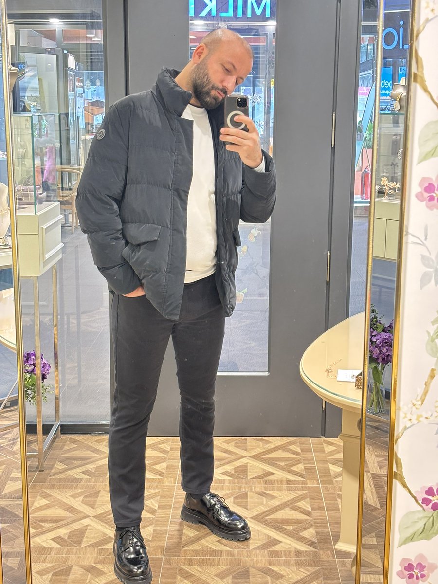 Hadi bitanede benden olsun Twitter barış kalmasın hesabı😎🙂