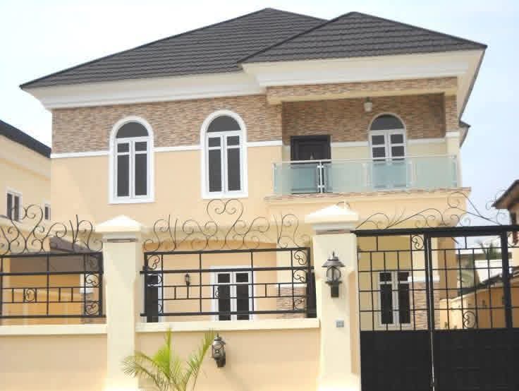 BSAT_Properties's tweet photo. My guy told me this evening that early this morning, a man came to their compound to inspect the building. 

At first, they thought he was a theif or confused being, not until he introduced himself to them as the landlord.

None of the occupants has ever seen him because he doesn't base in Nigeria. The building is managed by a caretaker. After going round the house, he called every tenant to address them.

One thing led to another and he asked the amount each tenant paid before moving in and the  rent to renew since the building was still a virgin house. That was where dev��l decided to punị́sh the caretaker. 

First person said he paid one million, four hundred and fifty thousand. (1,450,000) for a two bedroom apartment. Those in one bedroom said they paid one million, two hundred and fifty thousand (1,250,000)

Landlord almost collapsed. He asked for evidence and they provided it. 

That was when it occurred to the landlord that he actually built a house for another to earn a living from his sweat. 2 bedroom was pegged at 700k, while 1 bedroom was placed for 600k. 

But somehow, caretaker collects such amount from new occupants, then when you want to renew, you pay 950k for 2 bedroom and 800k for 1 bedroom. 

Then at the end of the month, landlord still pays him allowance for looking after the building.

I wish more landlords can take this approach and help save the common man because it's now obvious people now work for house caretakers and lawyers 

I hear say landlord gave caretaker notice to vacate his property. Guess what? Caretaker na landlord cousin

© Okey Aliyu

#BSATProperties