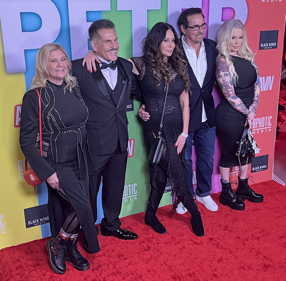 AVN Expo tweet media