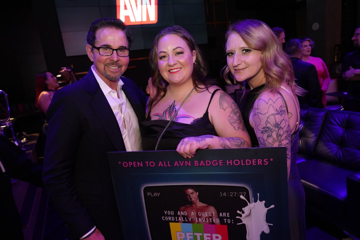 AVN Expo tweet media