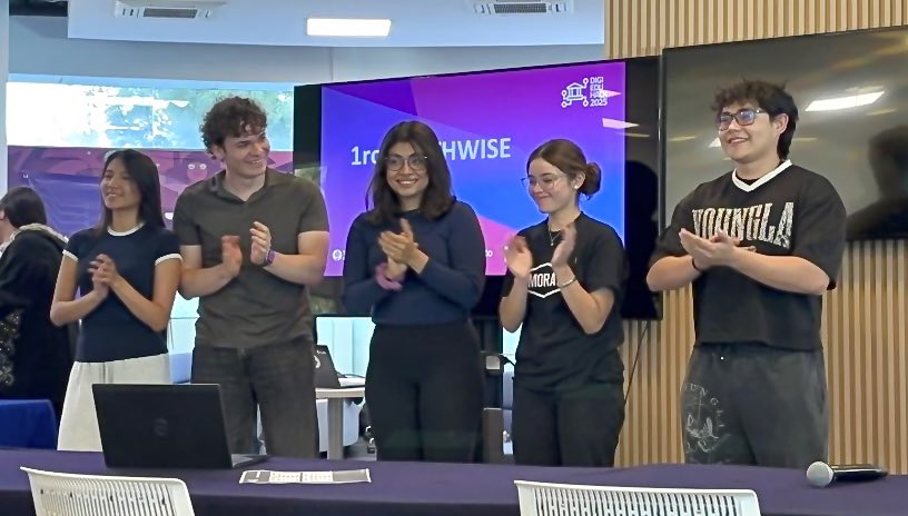 SejuveGuerrero's tweet photo. Por instrucciones de la gobernadora @EvelynSalgadoP, desde la #Sejuve, a cargo del Lic. Carlos Sánchez García, el @Gob_Guerrero respalda #PathWise, innovación juvenil que impulsa la movilidad social. https://t.co/sXZ6kmgU9e