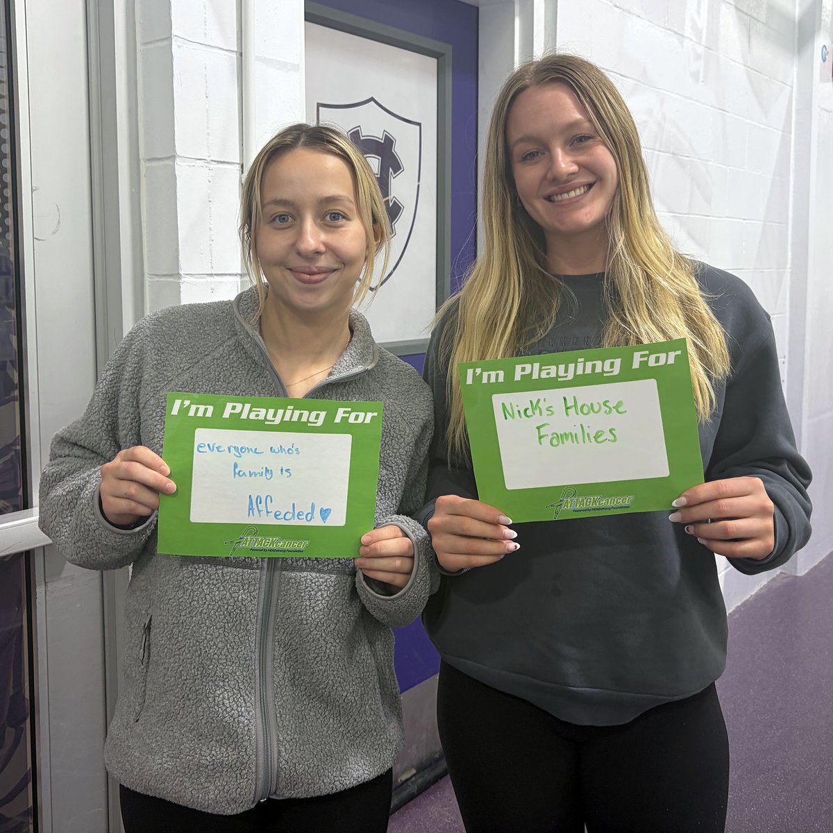 Holy Cross Women's Hockey tweet media