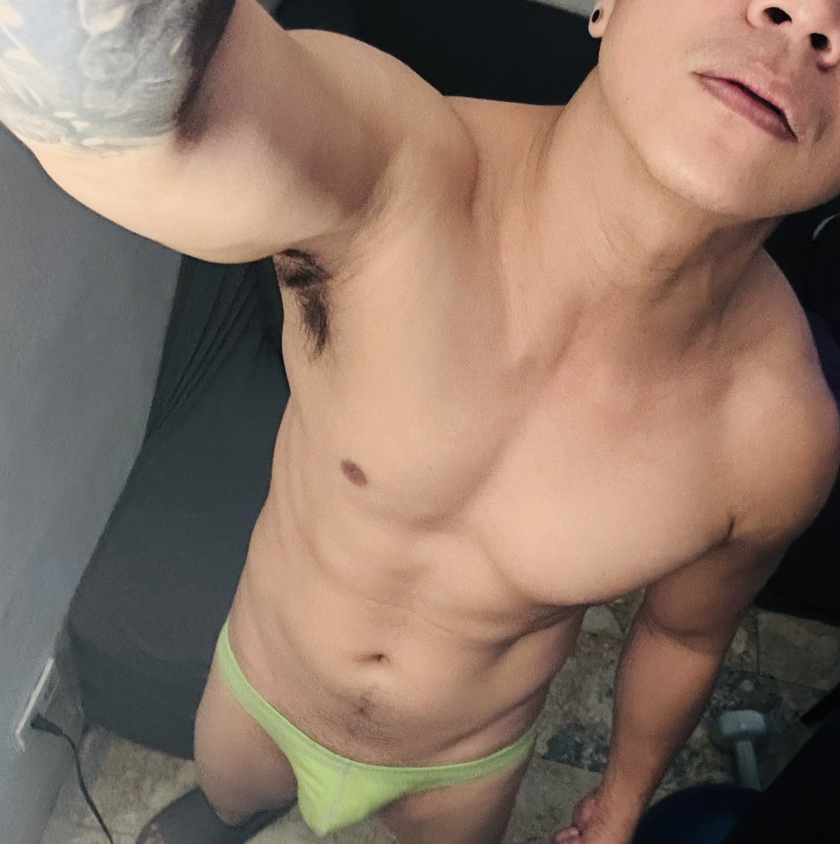 Derek G tweet media