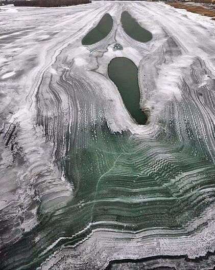 СмутноеВремя tweet media