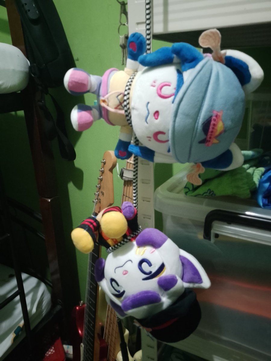 rei🏳️‍⚧️🤍🎸🎮 tweet media