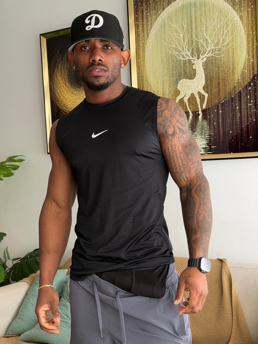 kacharpoXL's tweet image. desribe me in one word