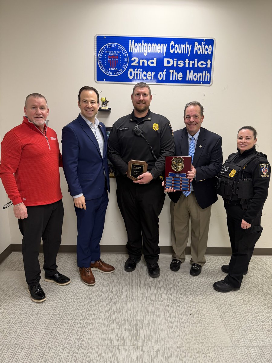 2D Commander tweet media