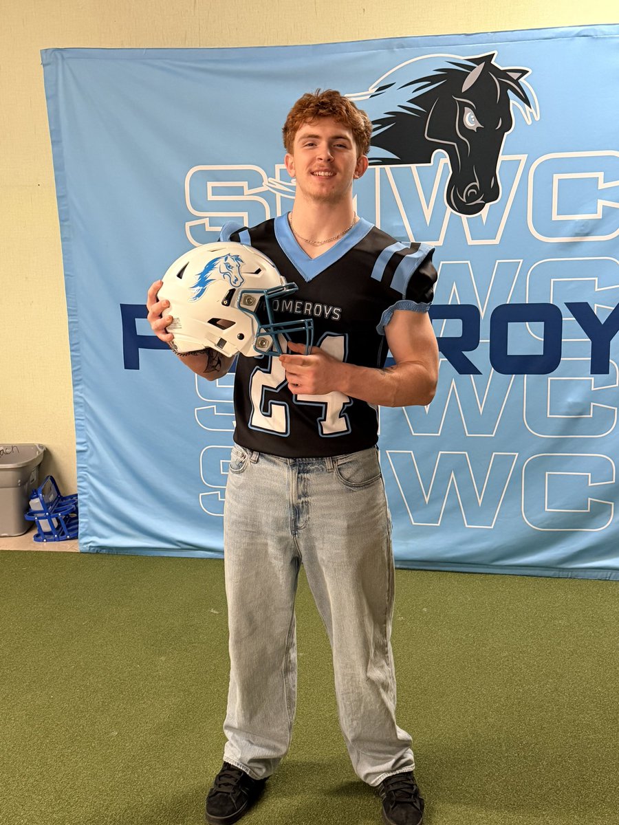 KillianW04's tweet photo. Had a great visit with @SMWCFB @coachpowell91 @CoachSluderSMWC https://t.co/NgCrvKwKA1