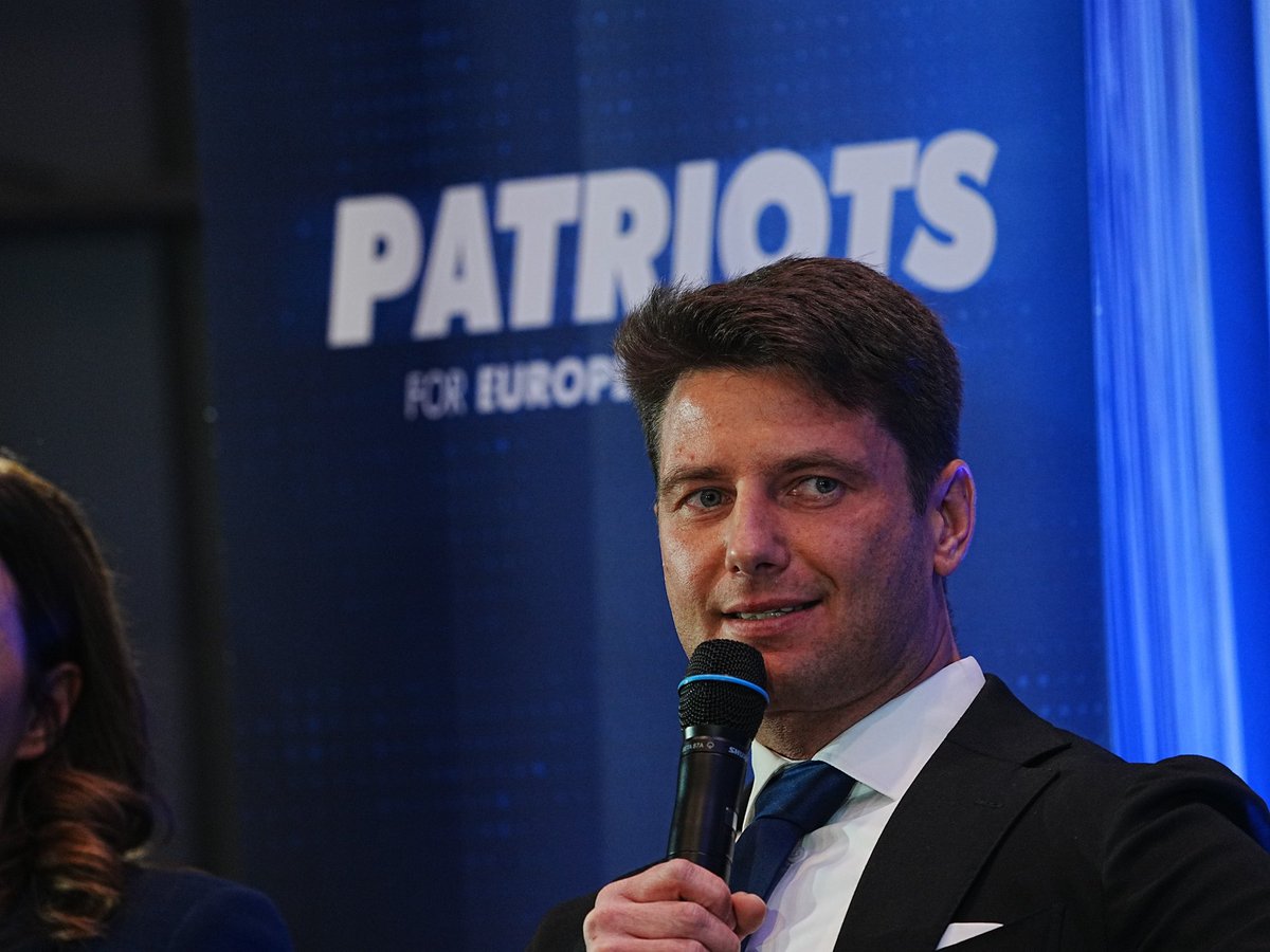 PfEFoundation's tweet photo. « Europe needs politics based on common sense again: decisions that are guided by the interests of our citizens and our economy – not by ideology. » - @Rene_Aust, Member of the European Parliament, @AfD https://t.co/NI8IpWETWJ