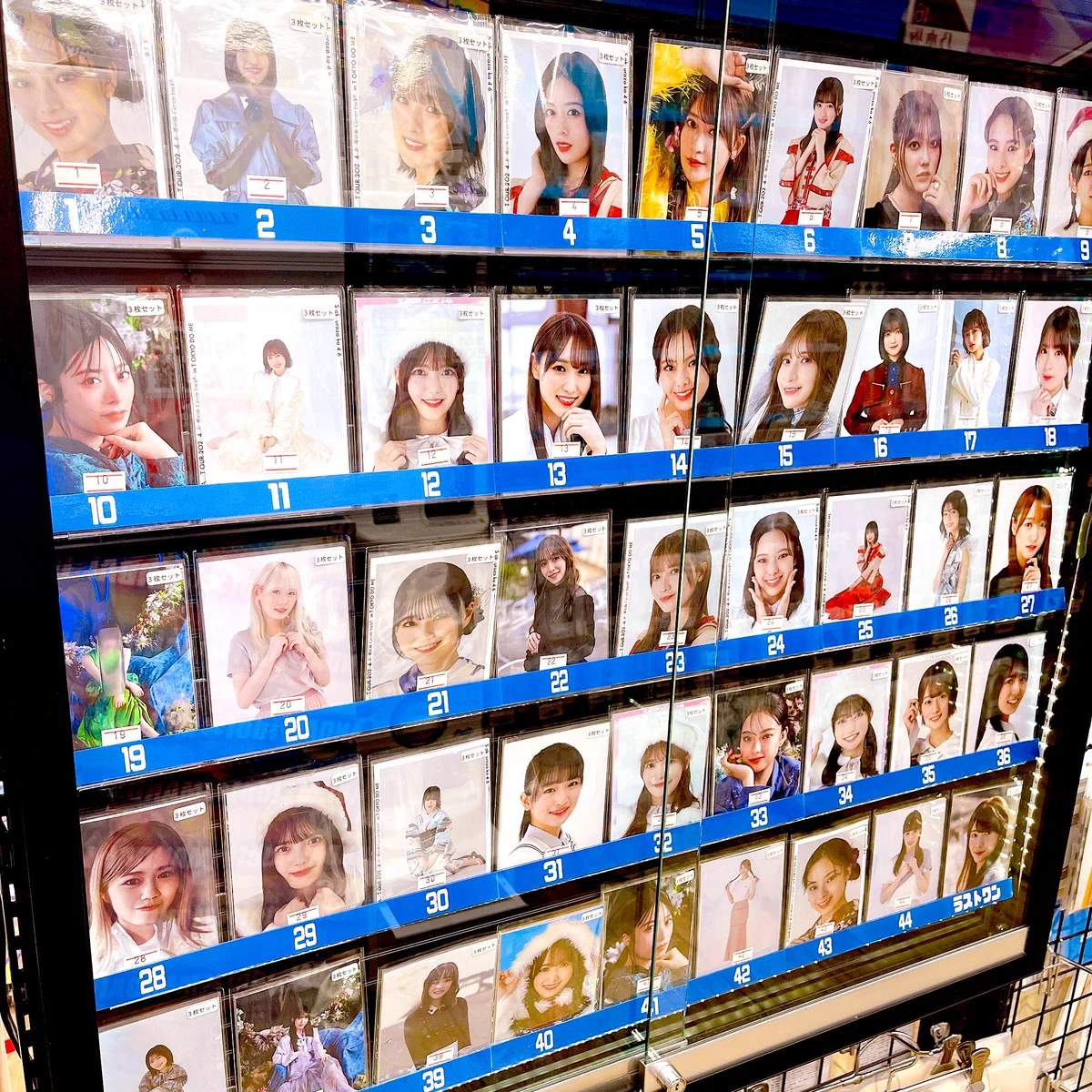 1ヶ月限定！ 坂道アイドル生写真まとめ売り！ 枚数1000枚越え！！ ♡万代仙台泉店アイドル♡ on X: 