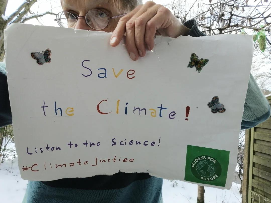 endelstamberg's tweet image. #ClimateStrike Week 334

#FightFor1Point5 Week 269

We are obliged to fight for a better future for the children and the succeeding generations! 
❤️ ☮️ 🌍 🌏 🌎 💧 🌳 🌱 🌿 🌺 🌼 🏵️ 🌻 🌞 🦋

#FreePalestine🇵🇸 #FreeCongo 🇨🇩 #FreeSudan🇸🇩 #EndClimateImperialism #twiff