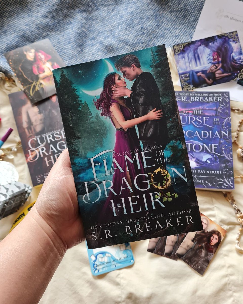 SBreakerAuthor's tweet photo. THIS or THAT! "Princess Bride" 👸 or "Howl's Moving Castle" 🏰? ✨😏😍 How about BOTH?😎 👍 

https://t.co/TMHNEcHMog

⭐️⭐️⭐️⭐️⭐️ “Dragons, fae, mortal peril, and a quest to save the realm... a great combination!” 

#booktwitter #amreading #romantasy #shamelessselfpromothursday https://t.co/OkilWzj8cv
