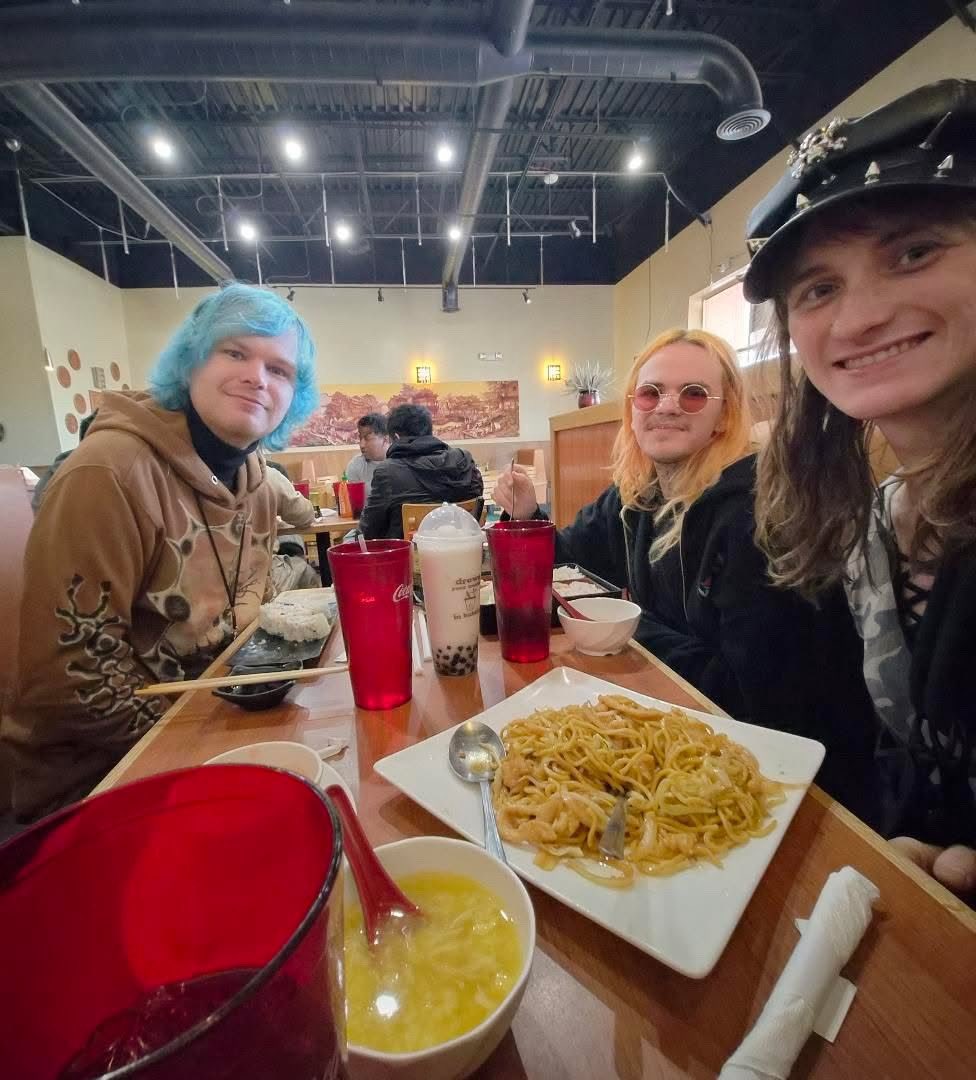 The_Demidevil's tweet photo. Japanese food for @ashnikko’s birthday with my brother and his wife!! Happy birthday Ash! 🎈🎁🎂🥳 https://t.co/P1cOYlXefb