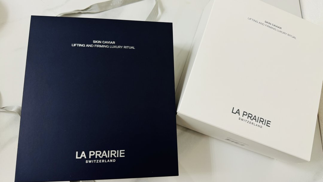 Violet3752's tweet photo. Unboxing Pure Indulgence Skin Caviar Lifting &amp; Firming Luxury Ritual has arrived because timeless beauty deserves the finest caviar Switzerland has to offer. 🎁📷 https://t.co/kL6XTOCn5h