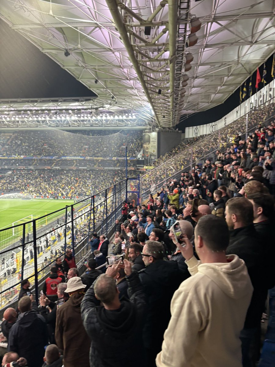 Steve Banks tweet media