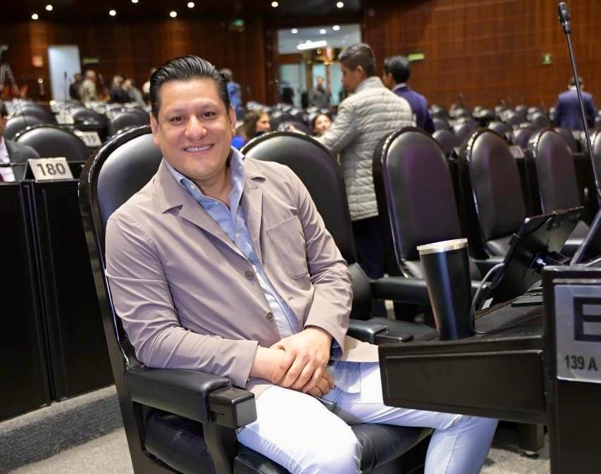 Se acabaron las pensiones doradas: Morena va por el fin de los privilegios eosnoticiasslp.mx/2026/02/19/se-…