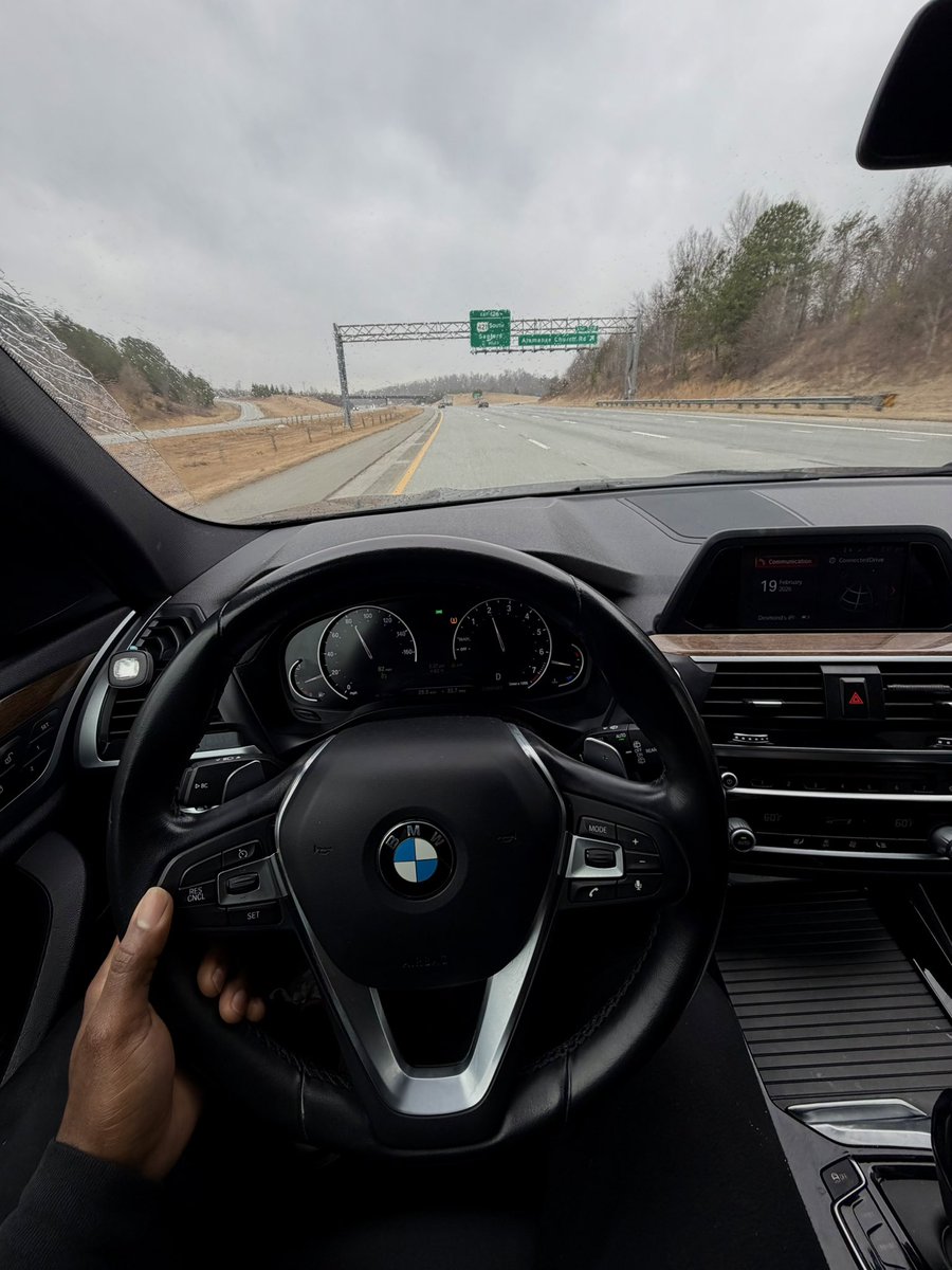 𝔻𝕖𝕩 tweet media