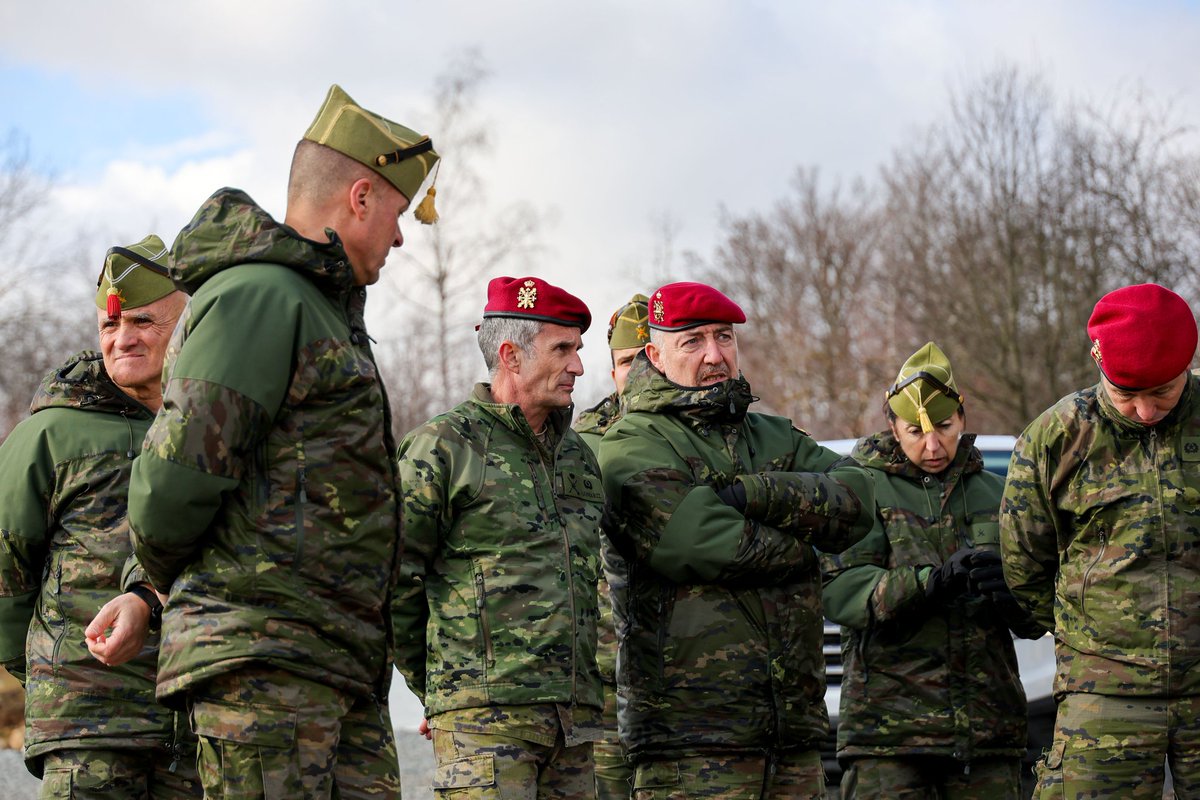 Amigos del 3º Tercio tweet media