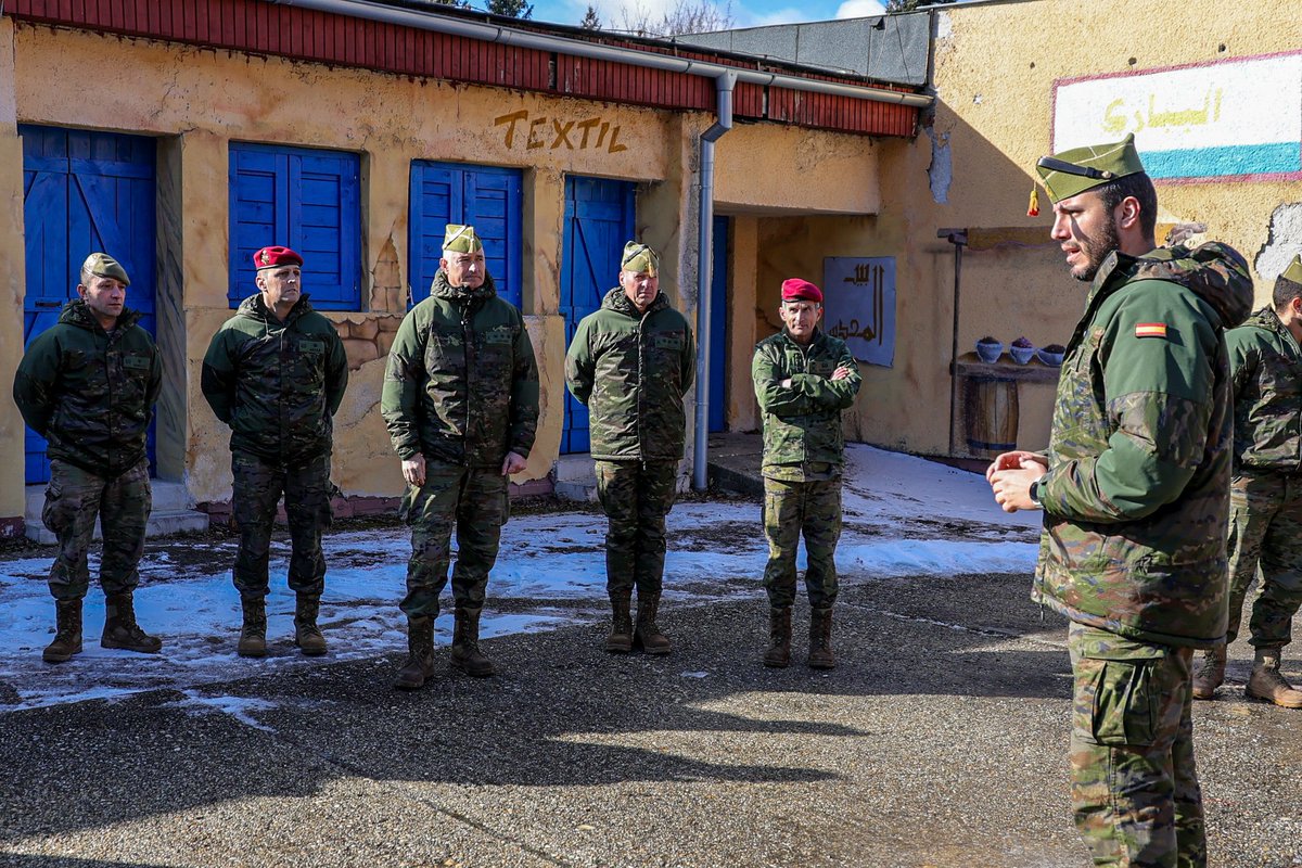 Amigos del 3º Tercio tweet media