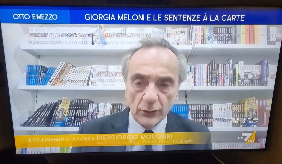 Andrea111097A's tweet photo. Vorrei fare i complimenti alla splendida libreria di manga del magistrato Piergiorgio Morosini oggi a #ottoemezzo
Il goat Morosini! https://t.co/GEduBW2ZIW