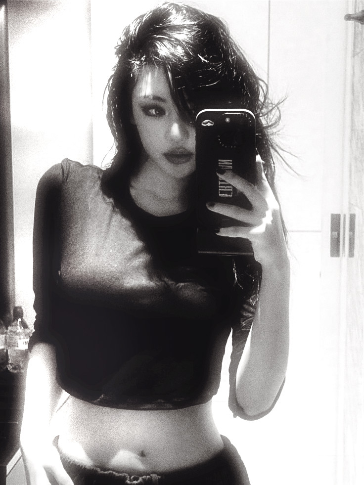 INS0NDAVEL's tweet image. 