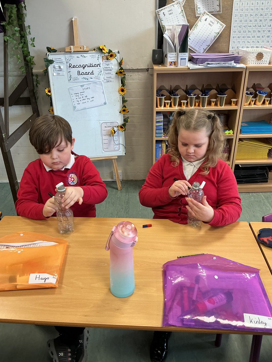 AyresomePrimary's tweet image. Y3LR enjoyed making mazes for their STEM challenge and seeing which was the best magnet to rescue the paperclip.  Fatima was the quickest! 🧲 #stemeducation
@AdAstraTrust 
#Investigate